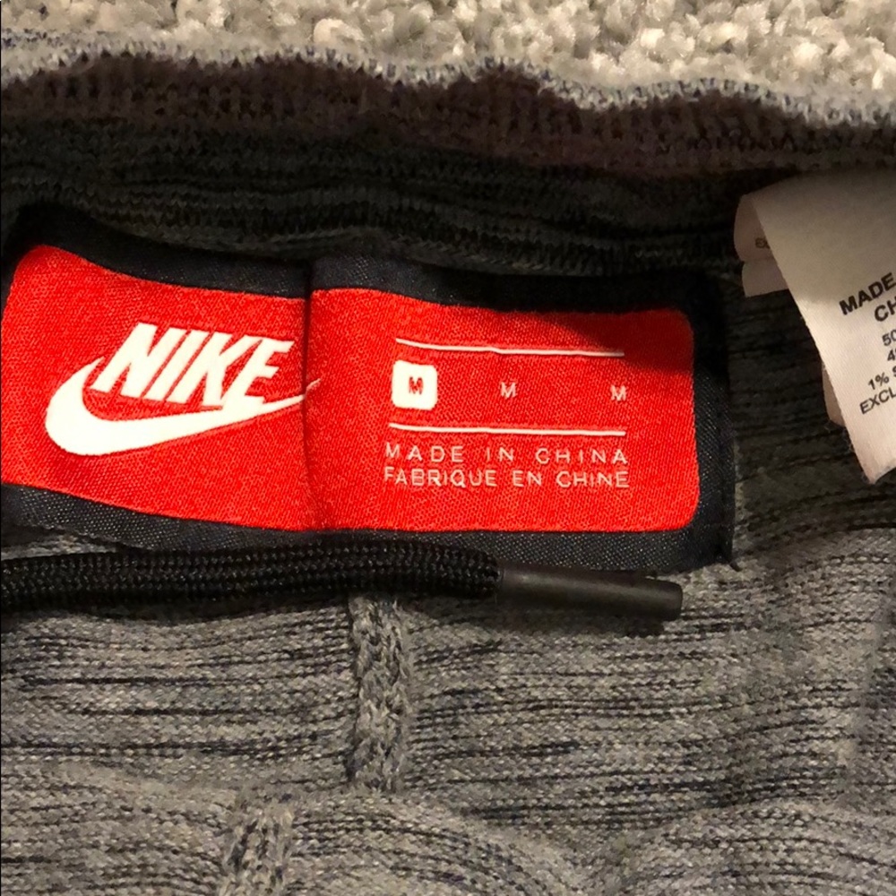 Sold!!! Nike flyknit joggers - Picture 3 of 5